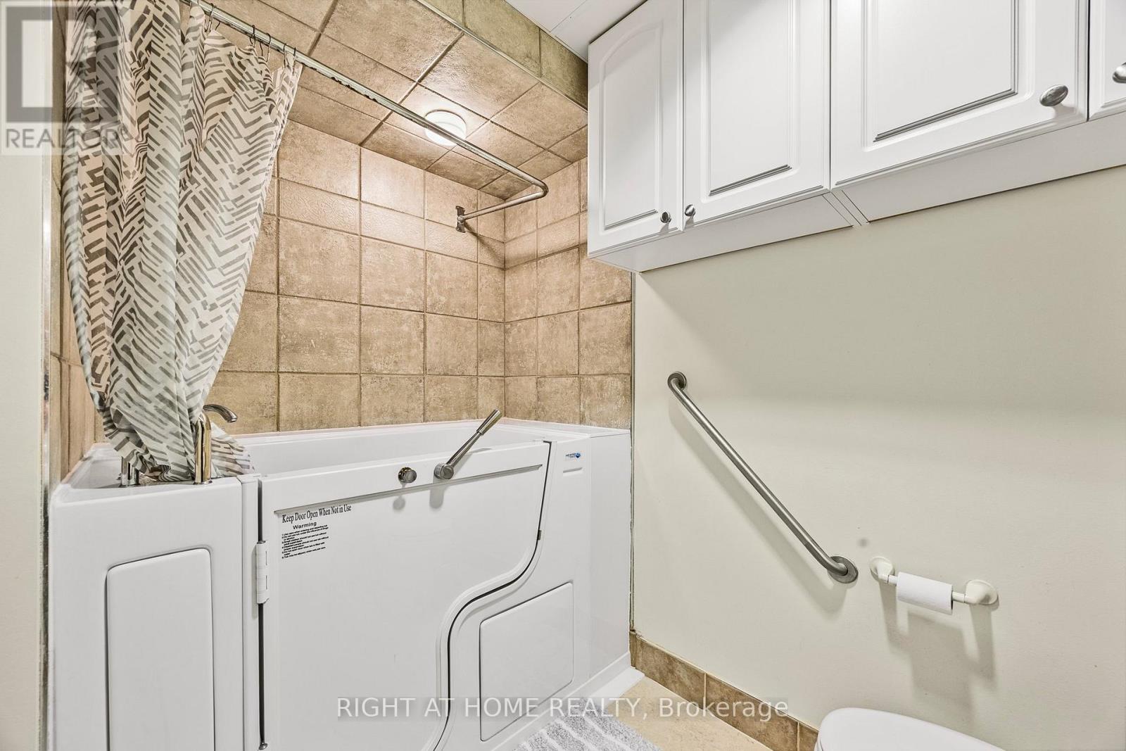 53 - 74 Ross Street Property Photo 10