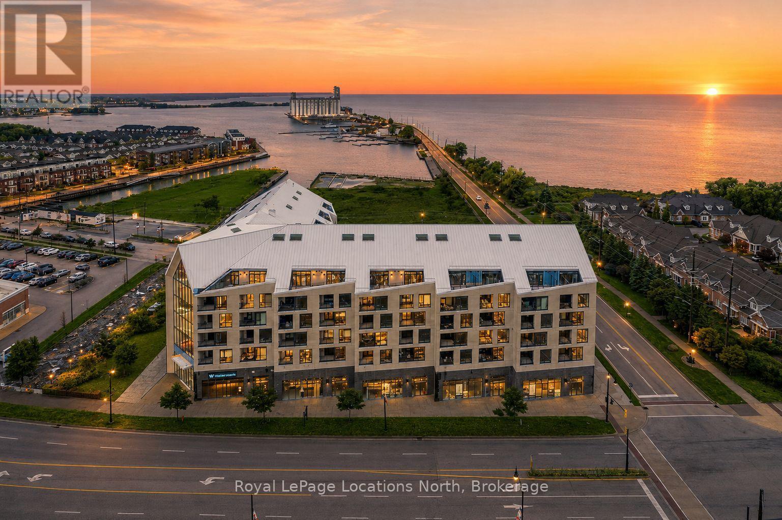 523 - 31 HURON STREET Property Photo 1