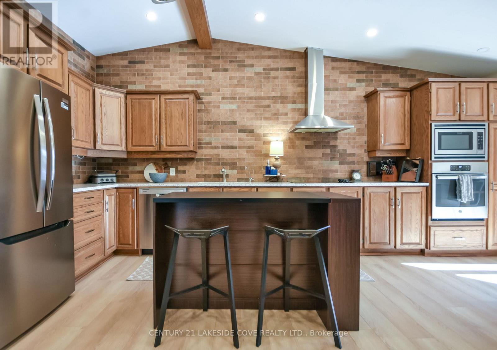 16 Thicketwood Place Property Photo 20