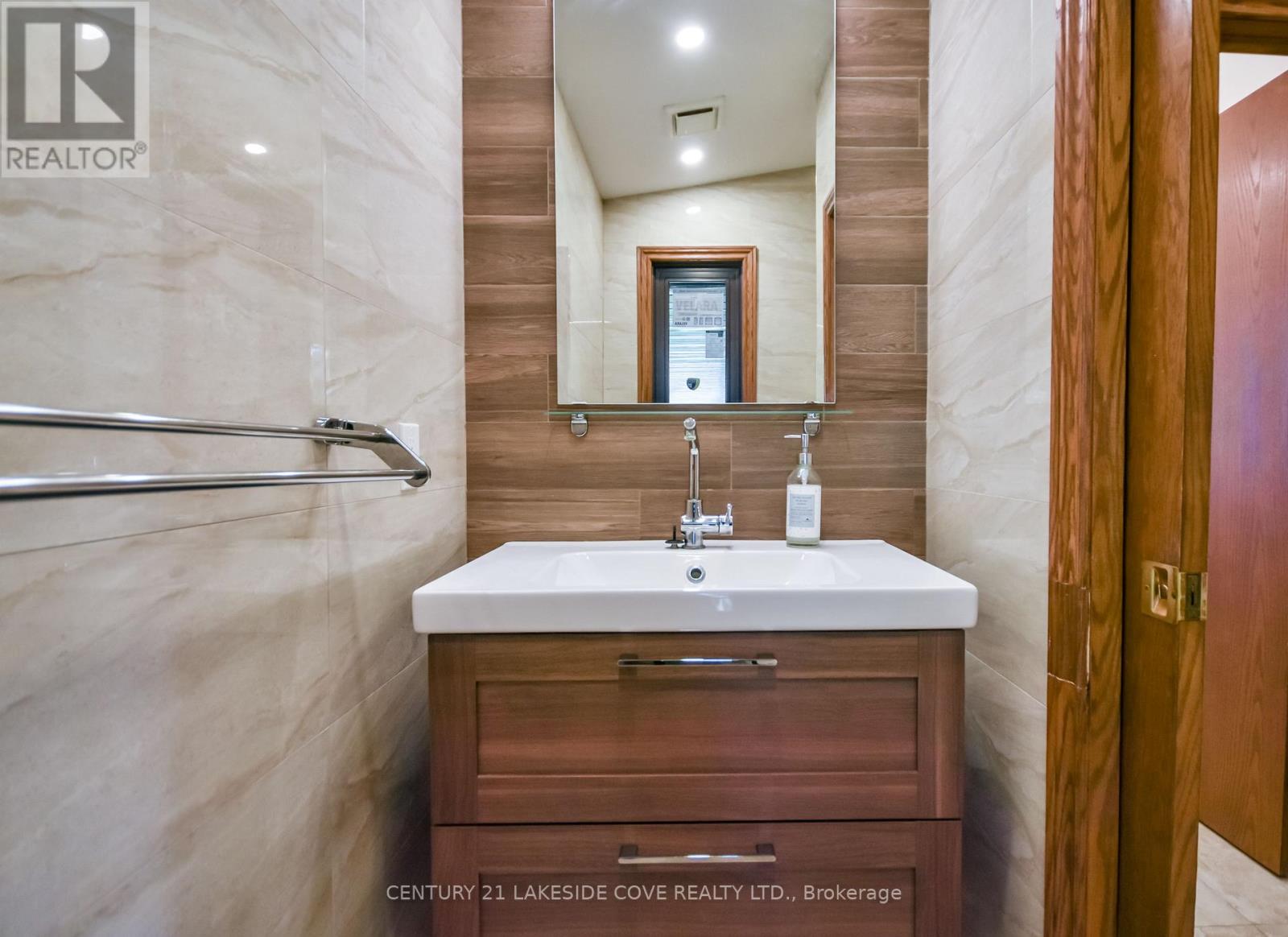 16 Thicketwood Place Property Photo 21