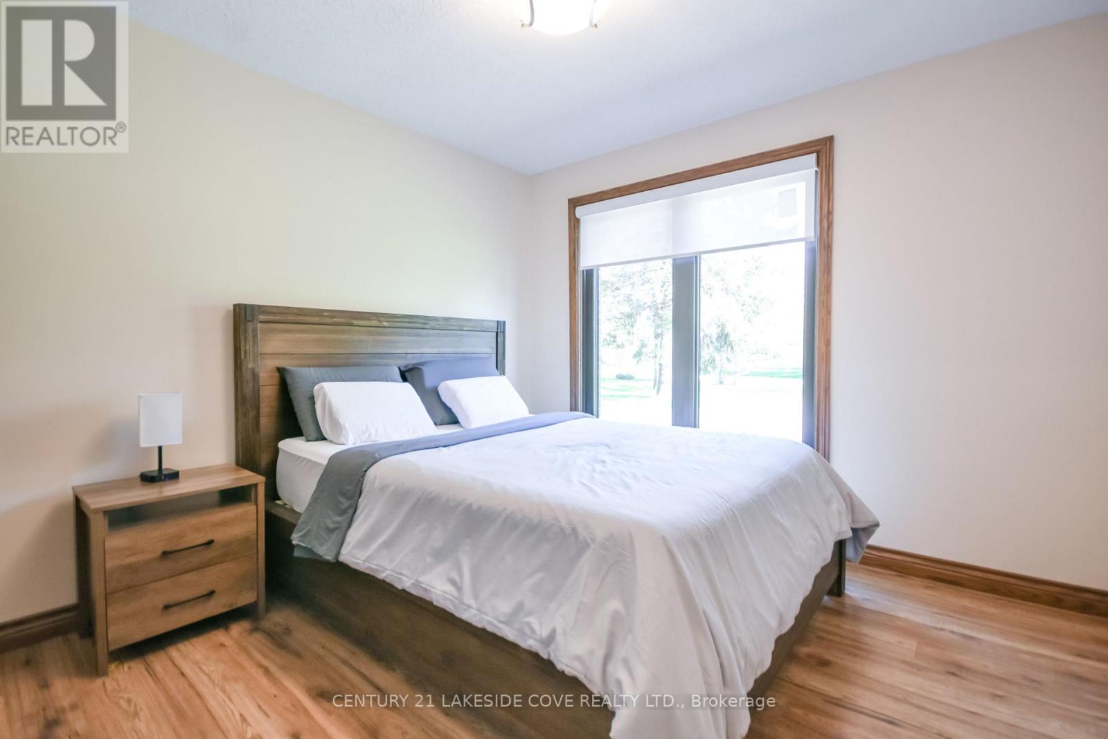 16 Thicketwood Place Property Photo 27