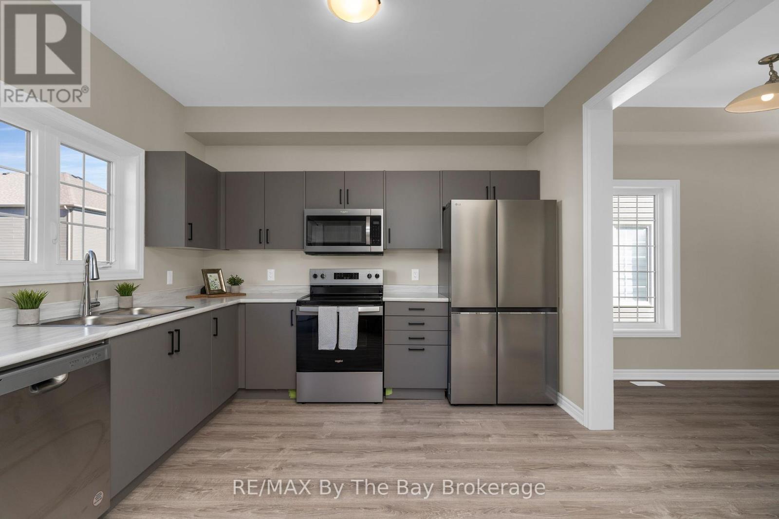 214 Cubitt Street Property Photo 10