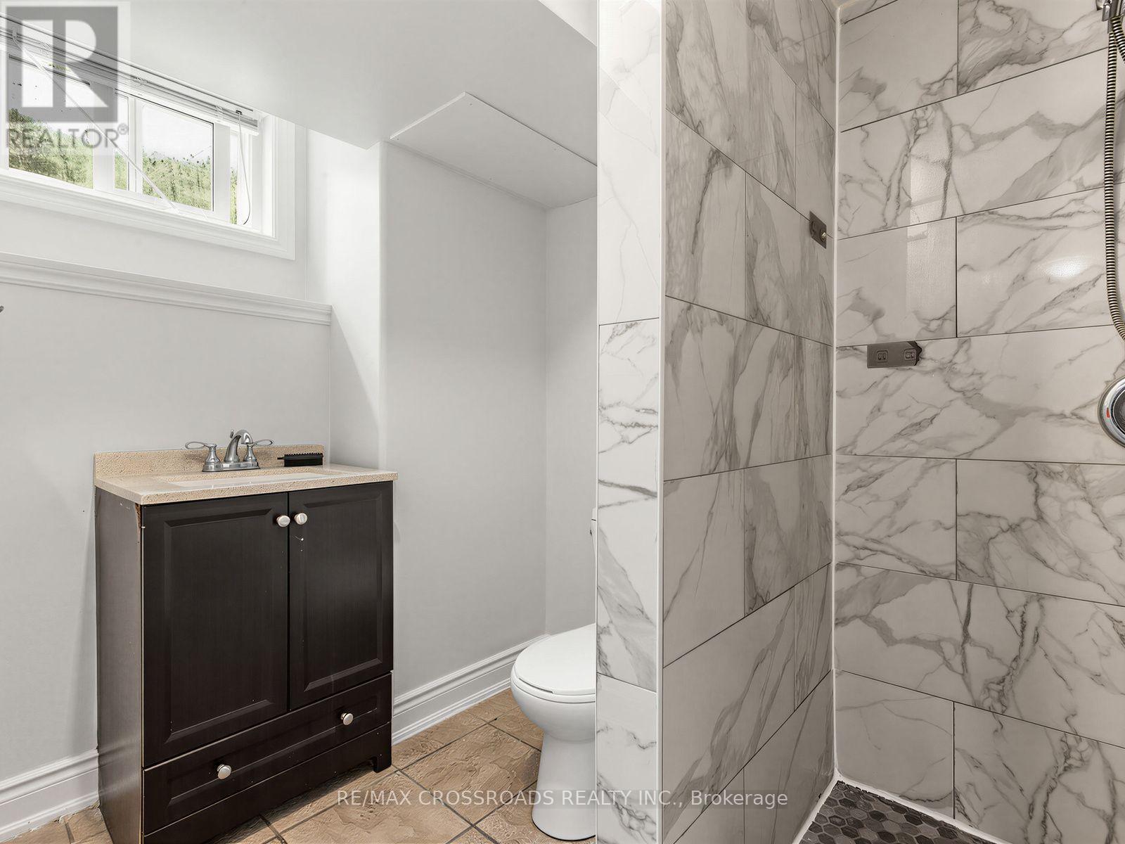59 Chaucer Crescent Property Photo 30