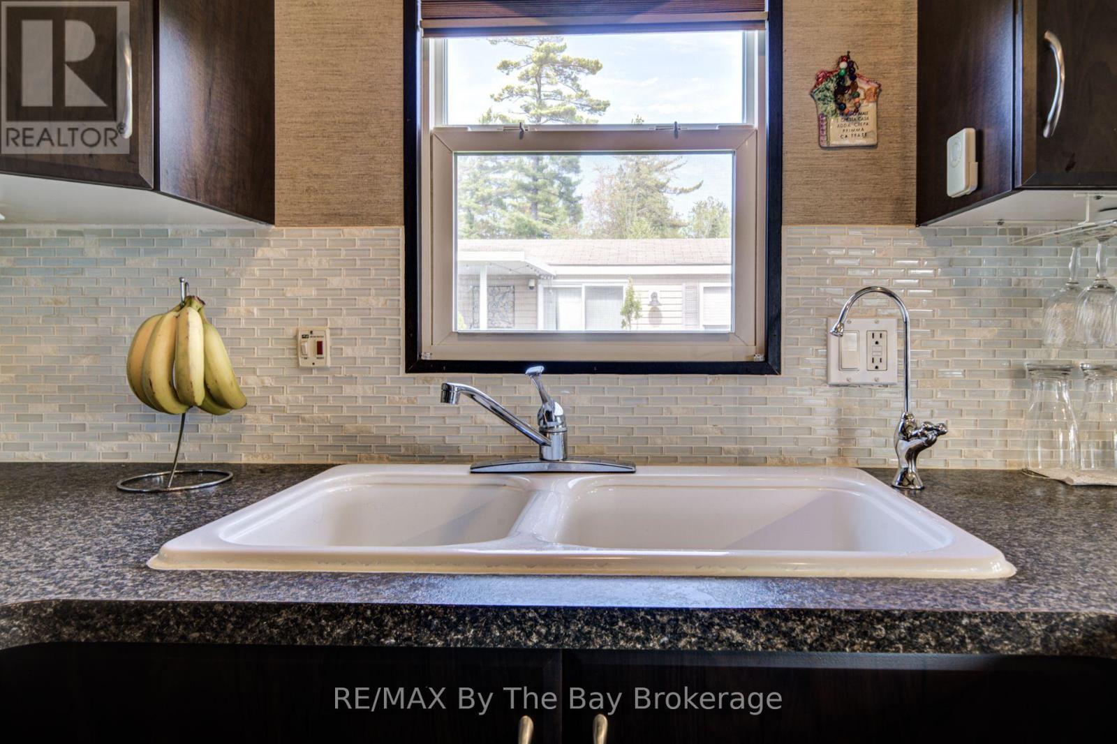 14 Kenora Trail Property Photo 15