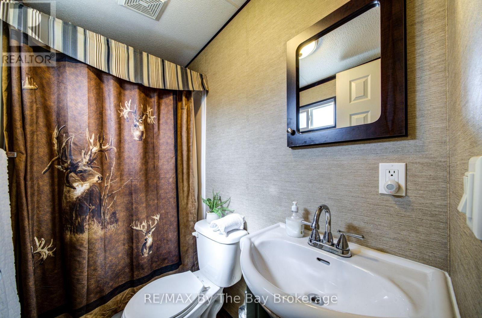 14 Kenora Trail Property Photo 21