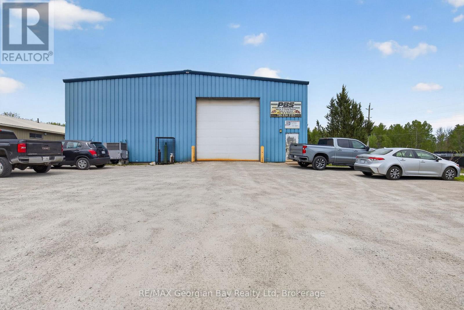 32 Industrial Road Property Photo 1