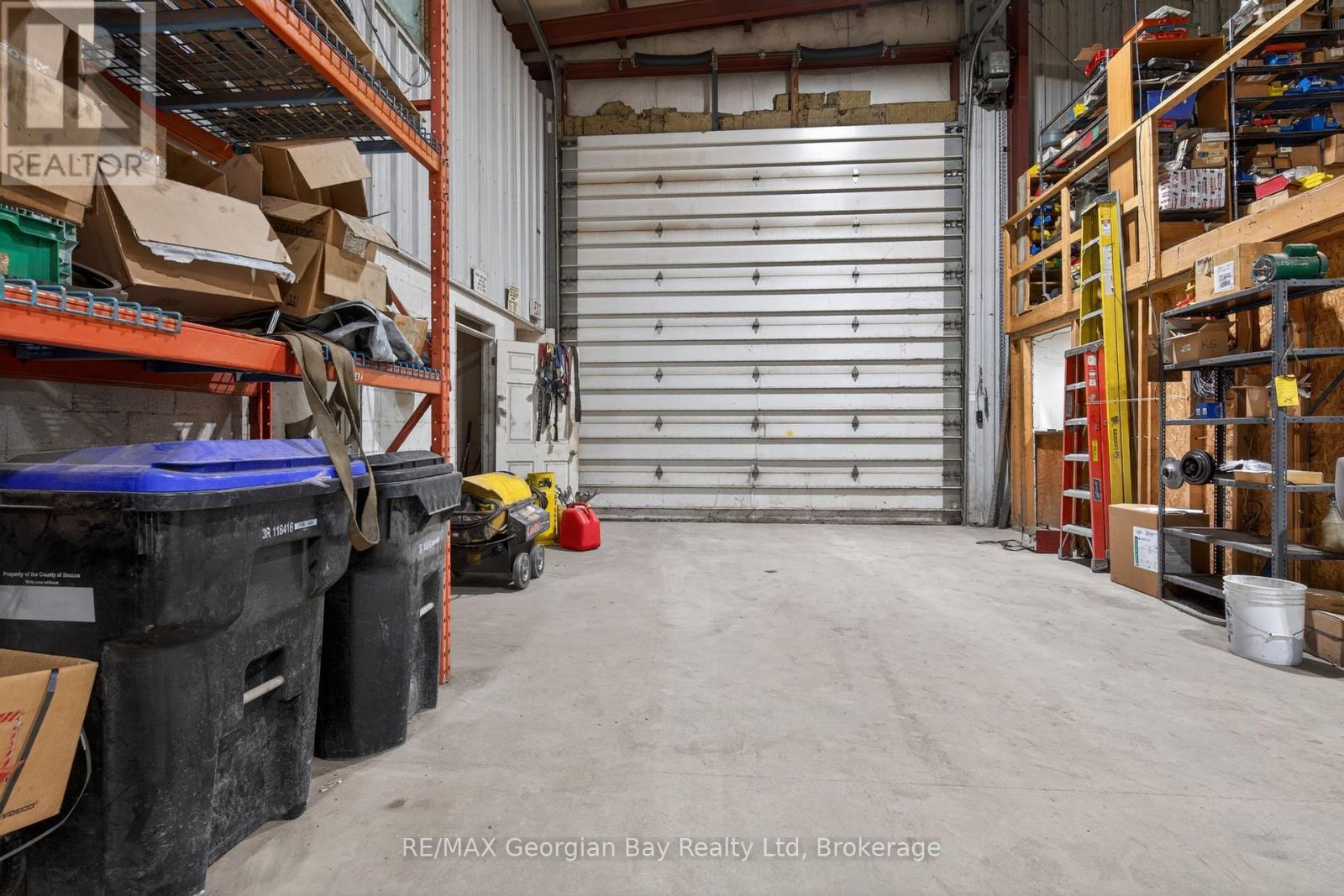 32 Industrial Road Property Photo 3