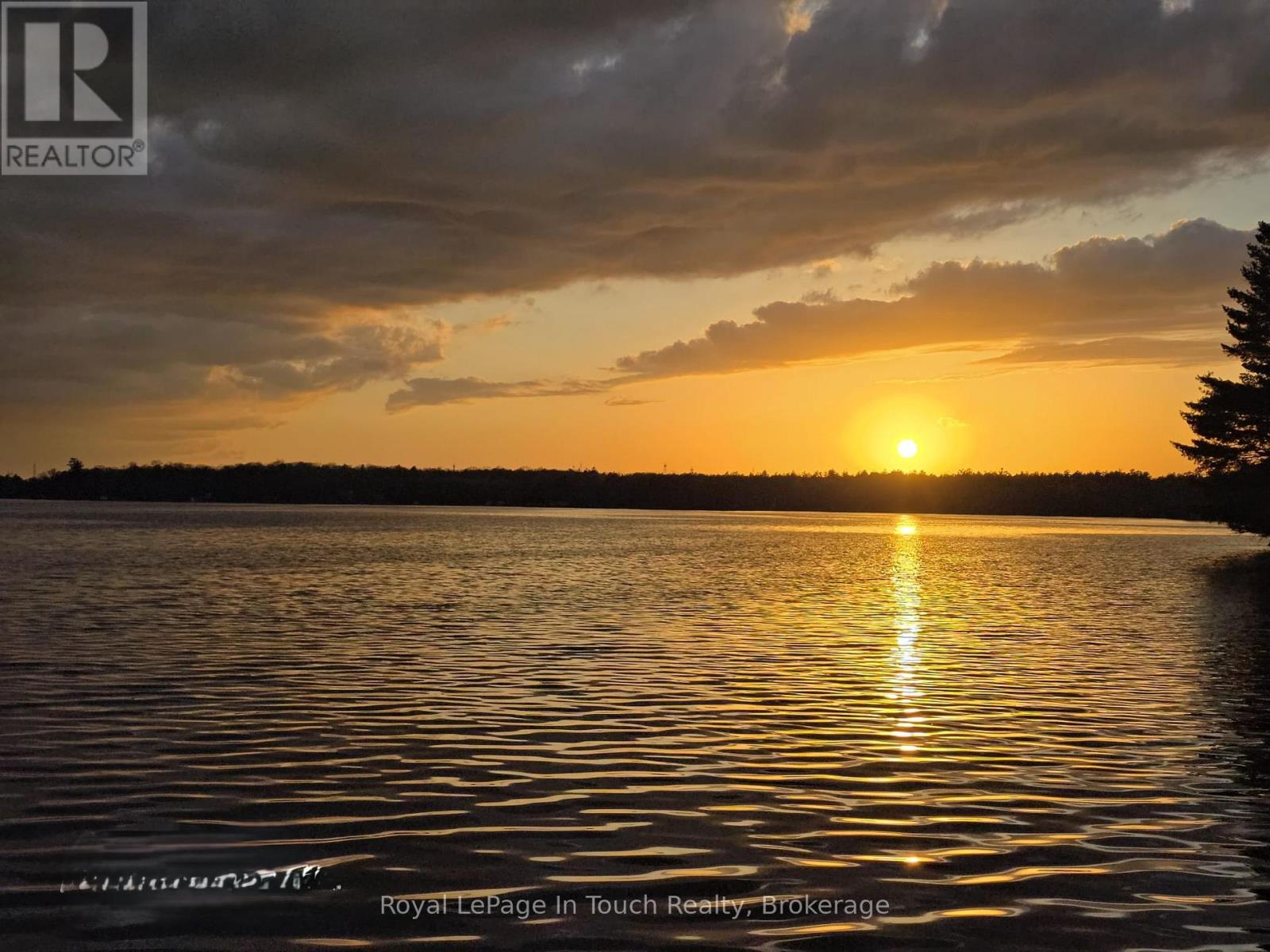 2910 Maclean Lake North Shore Road Property Photo 2