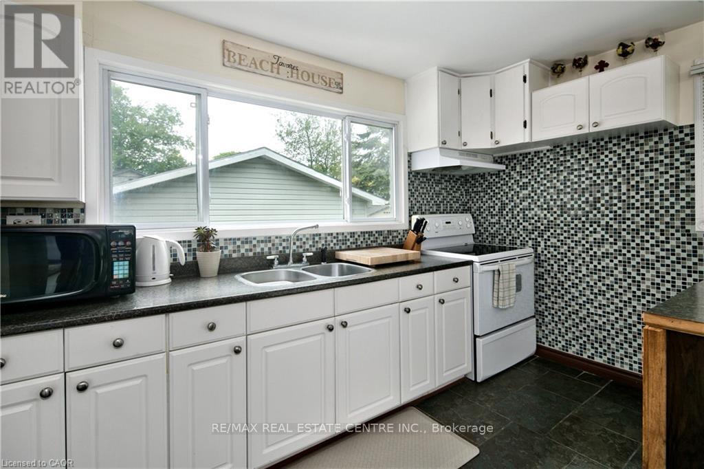 42 5th Lane Property Photo 10