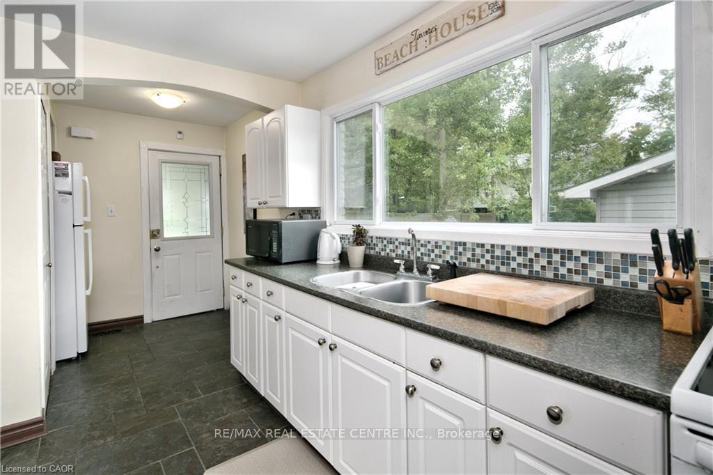 42 5th Lane Property Photo 11
