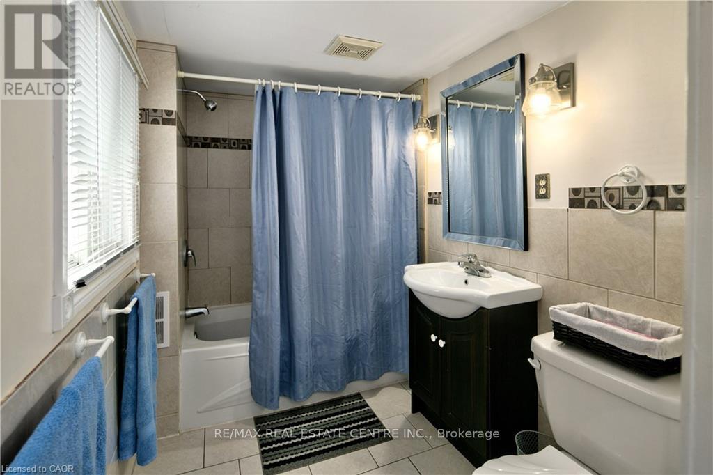 42 5th Lane Property Photo 15