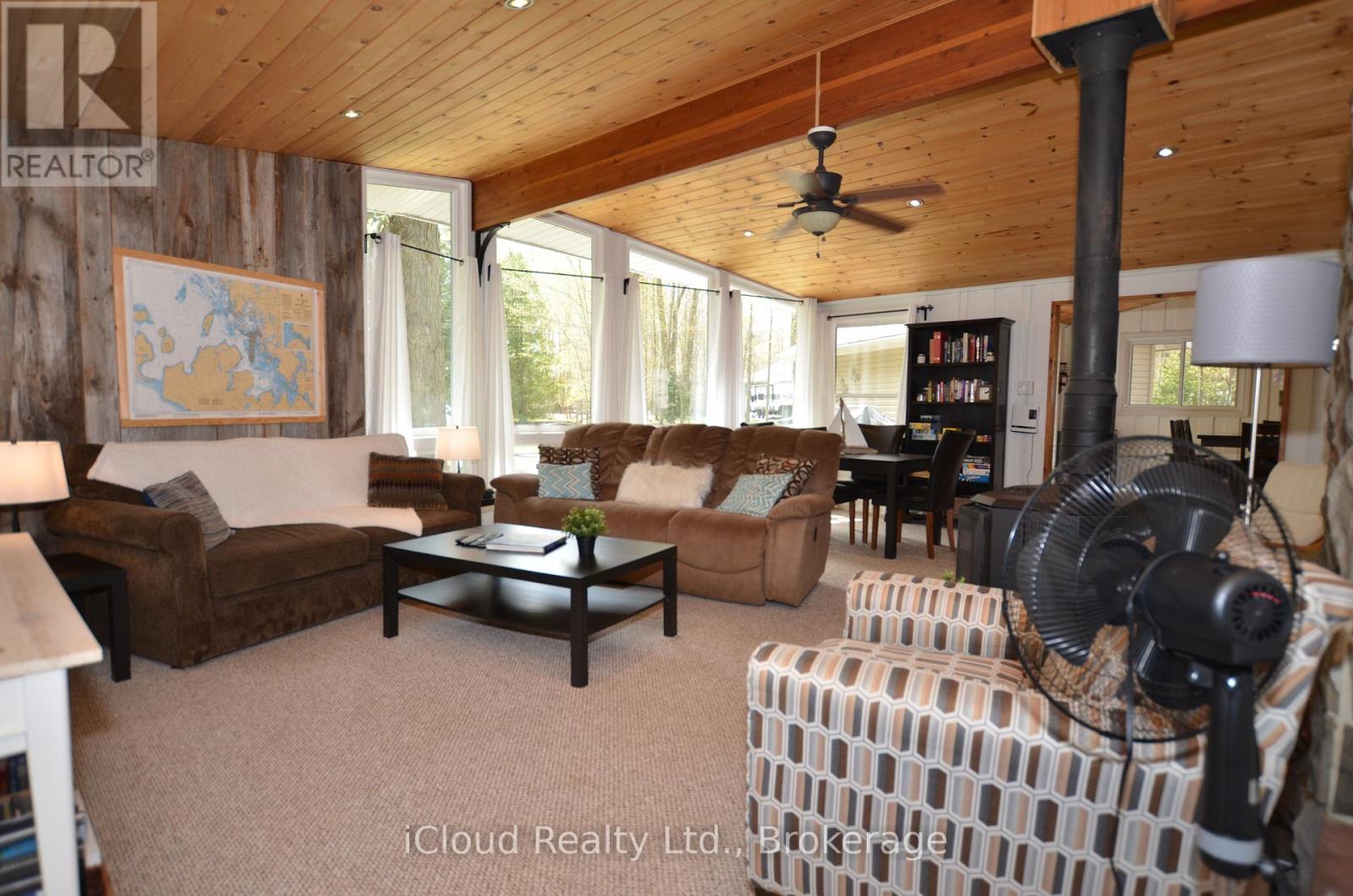 20 Roberval Circle Property Photo 21