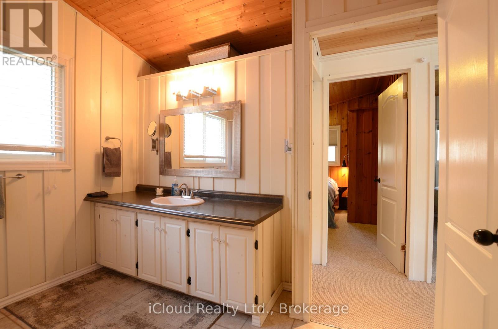 20 Roberval Circle Property Photo 25