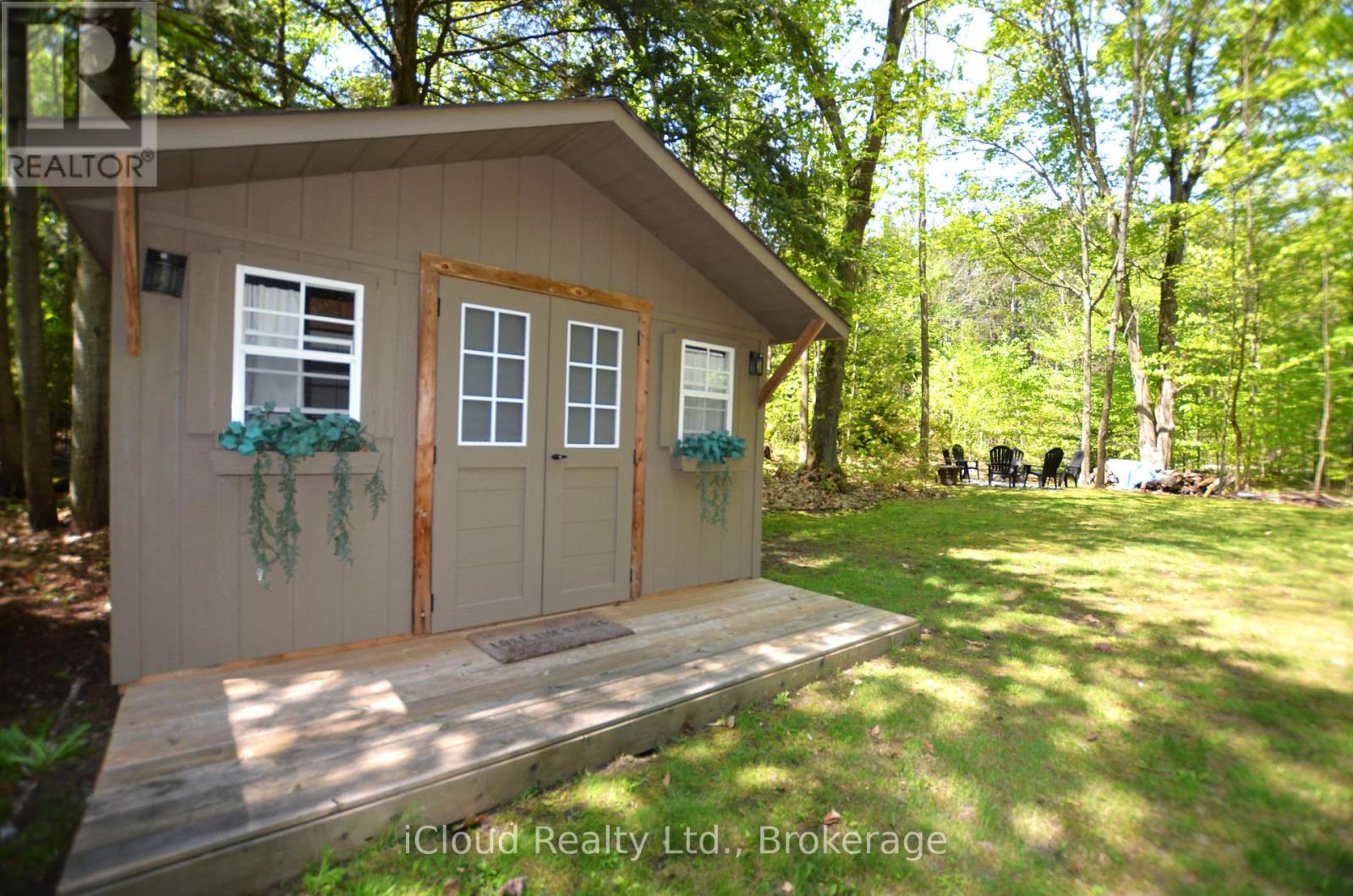 20 Roberval Circle Property Photo 31