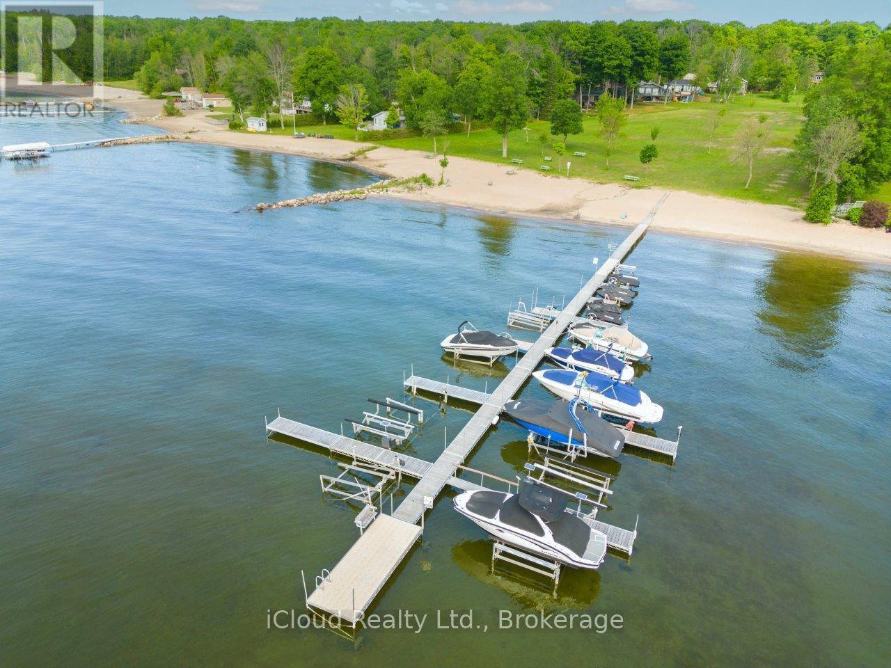 20 Roberval Circle Property Photo 44