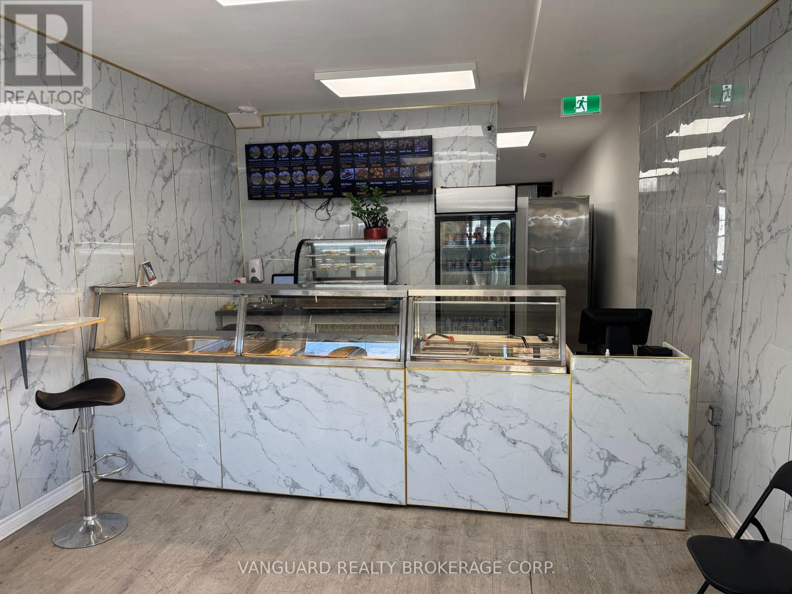 29 Dunlop Street W Property Photo 5
