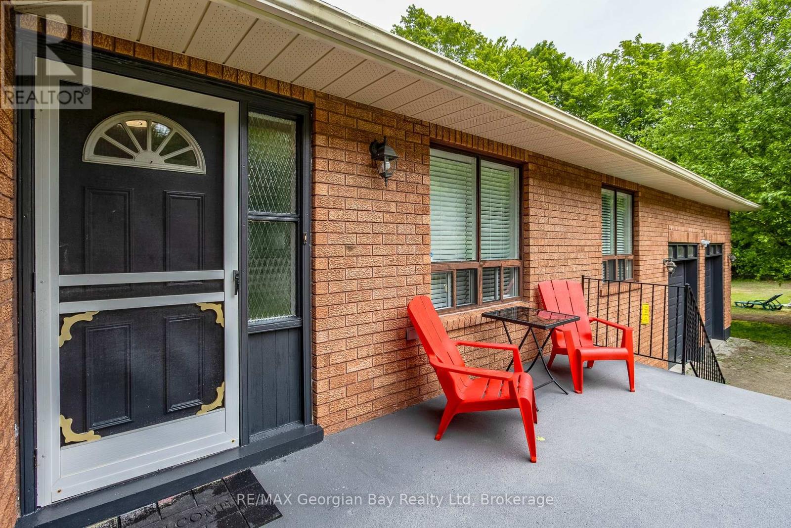 50 Leonard Road Property Photo 9