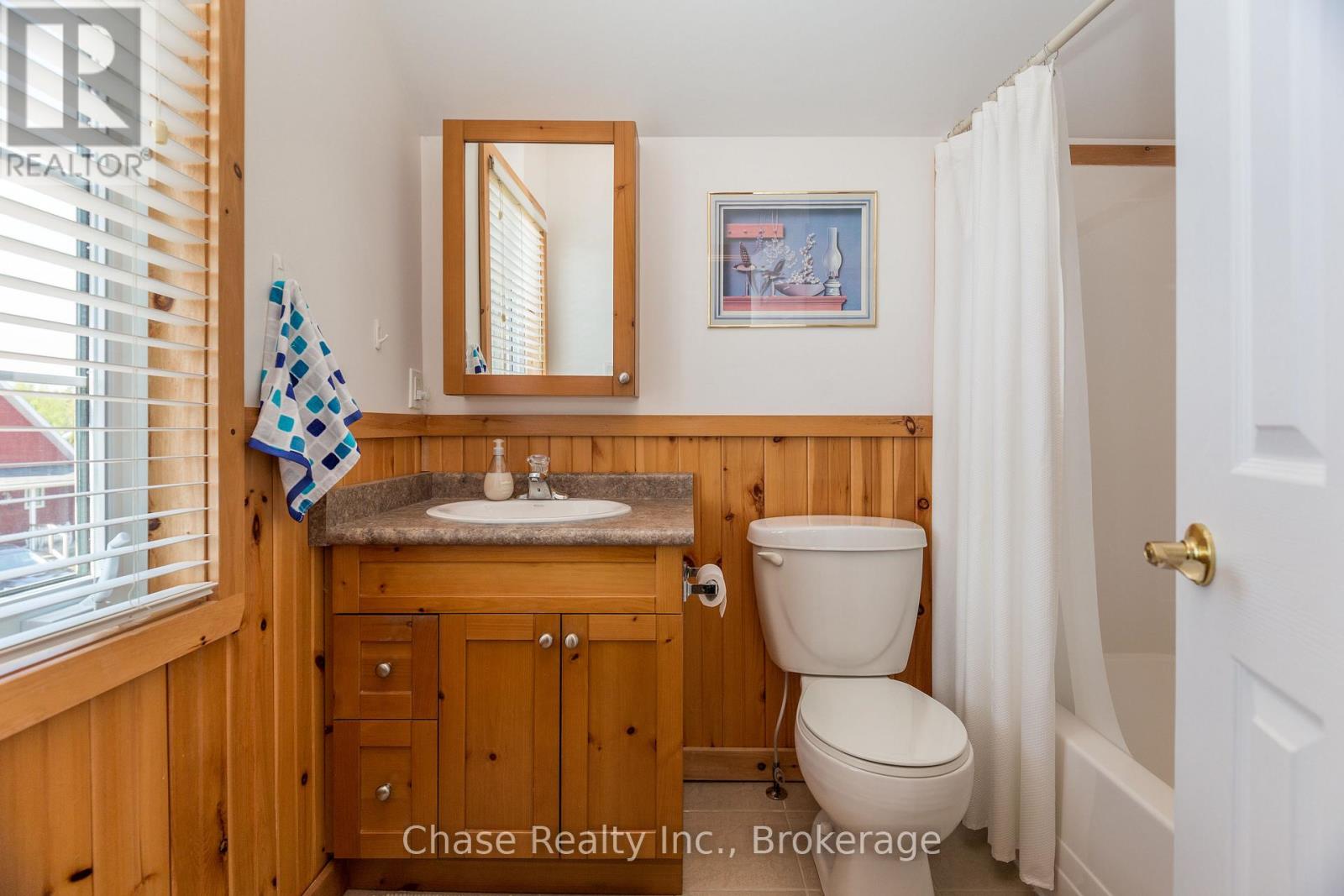47 Madawaska Trail Property Photo 12
