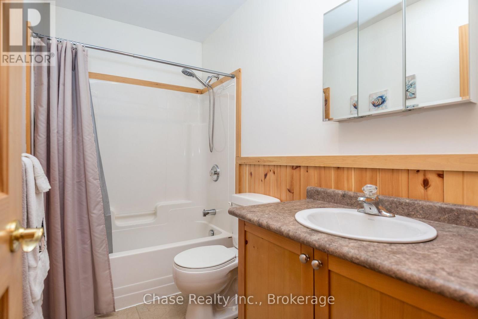 47 Madawaska Trail Property Photo 13