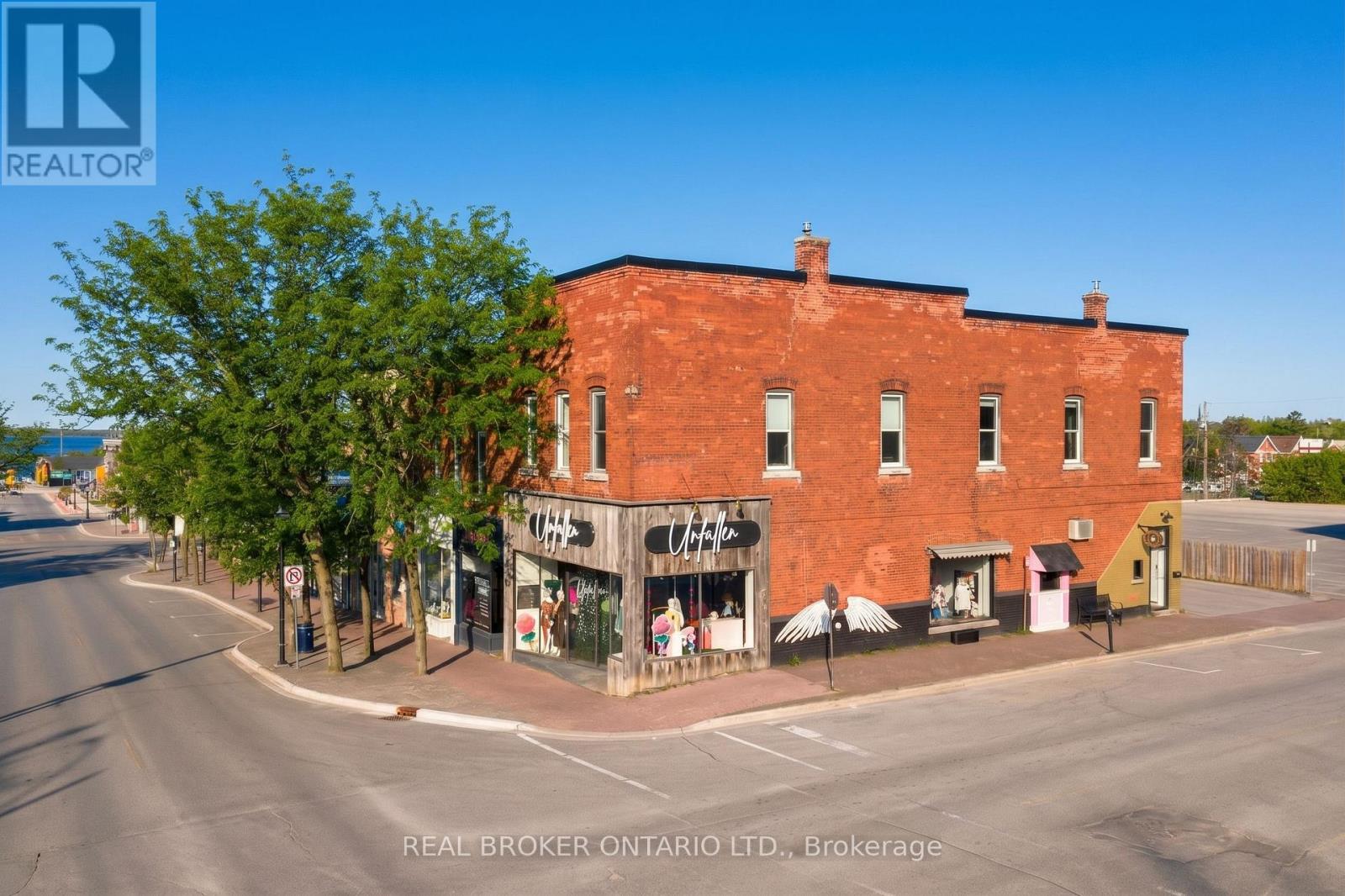 161-165 Mississaga Street E Property Photo 1