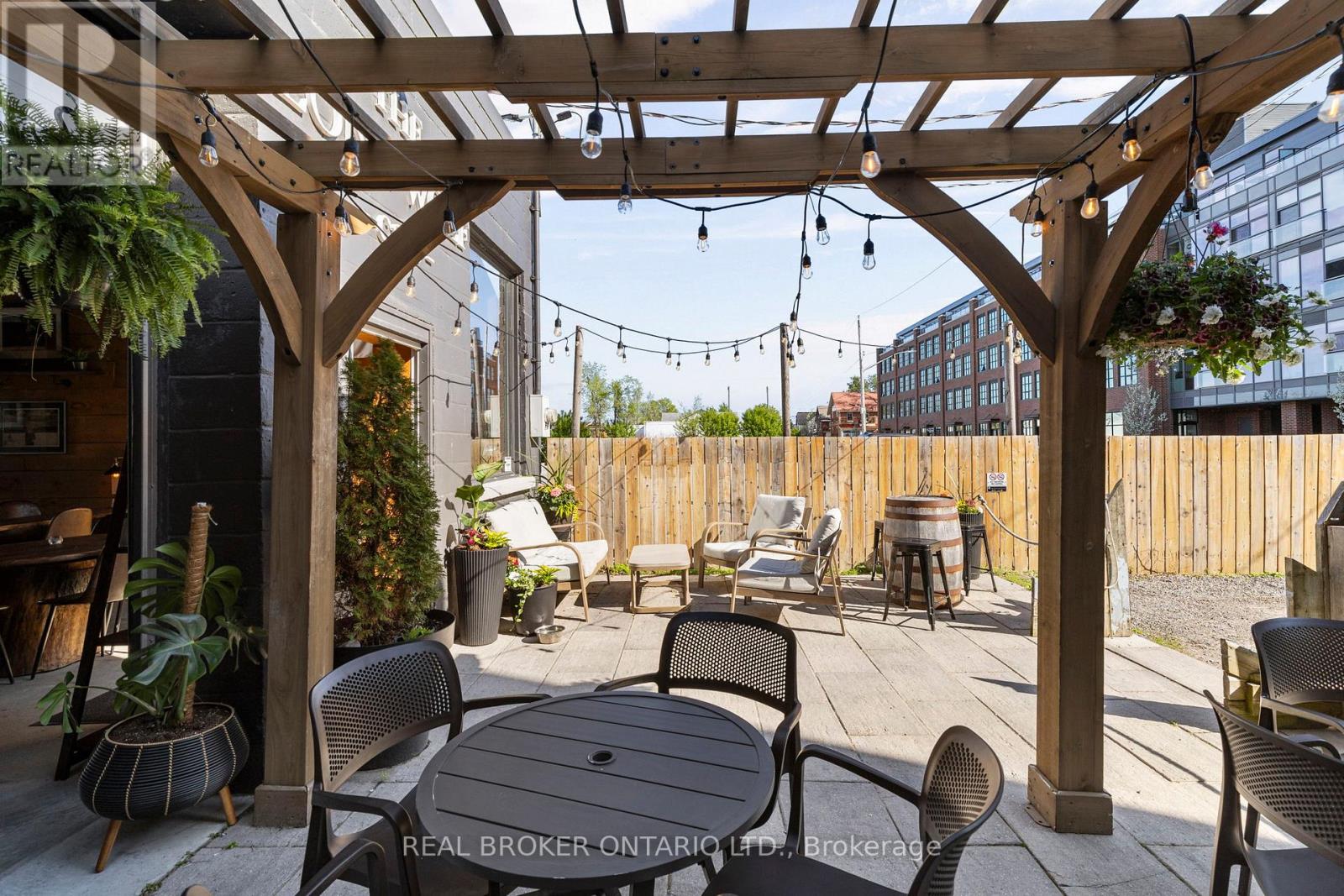 161-165 Mississaga Street E Property Photo 26