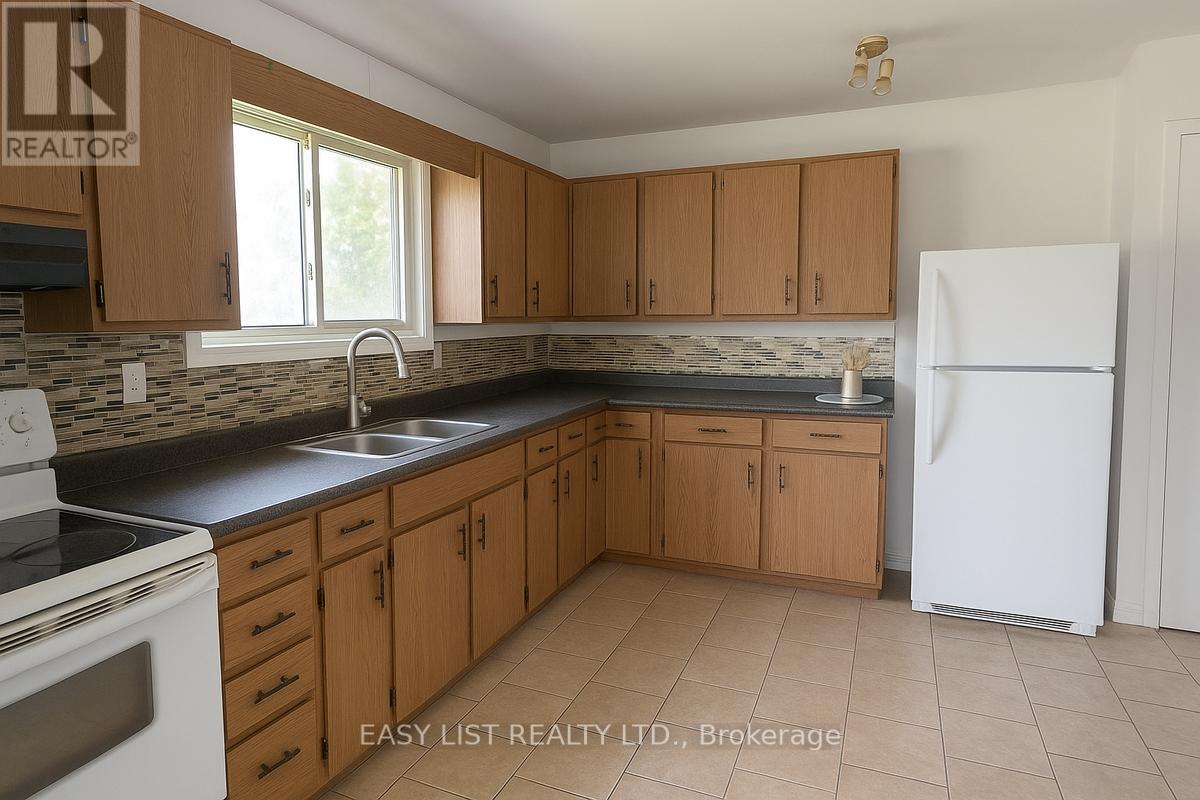 3783 Campbell Road Property Photo 9