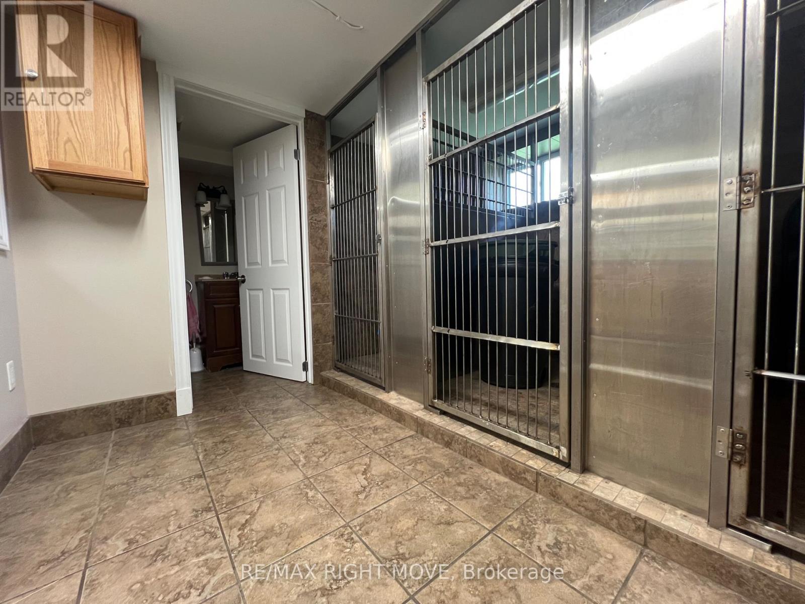 8272 Rama Road N Property Photo 25