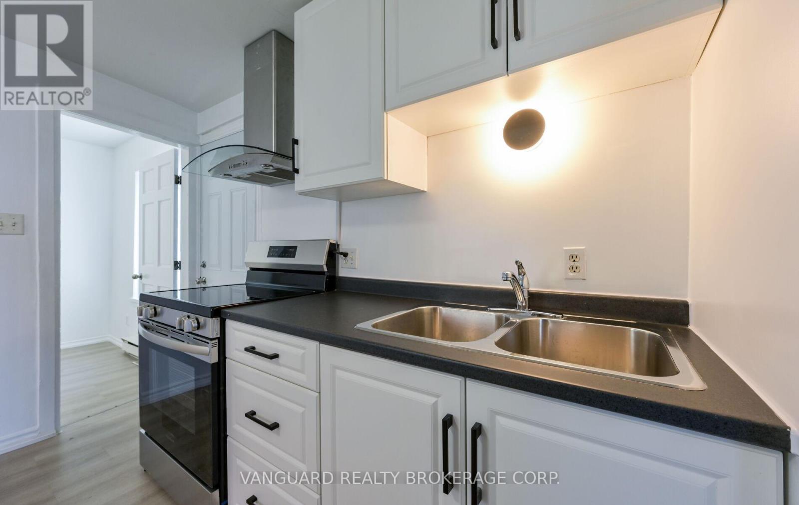 1 - 103 Mulcaster Street Property Photo 14