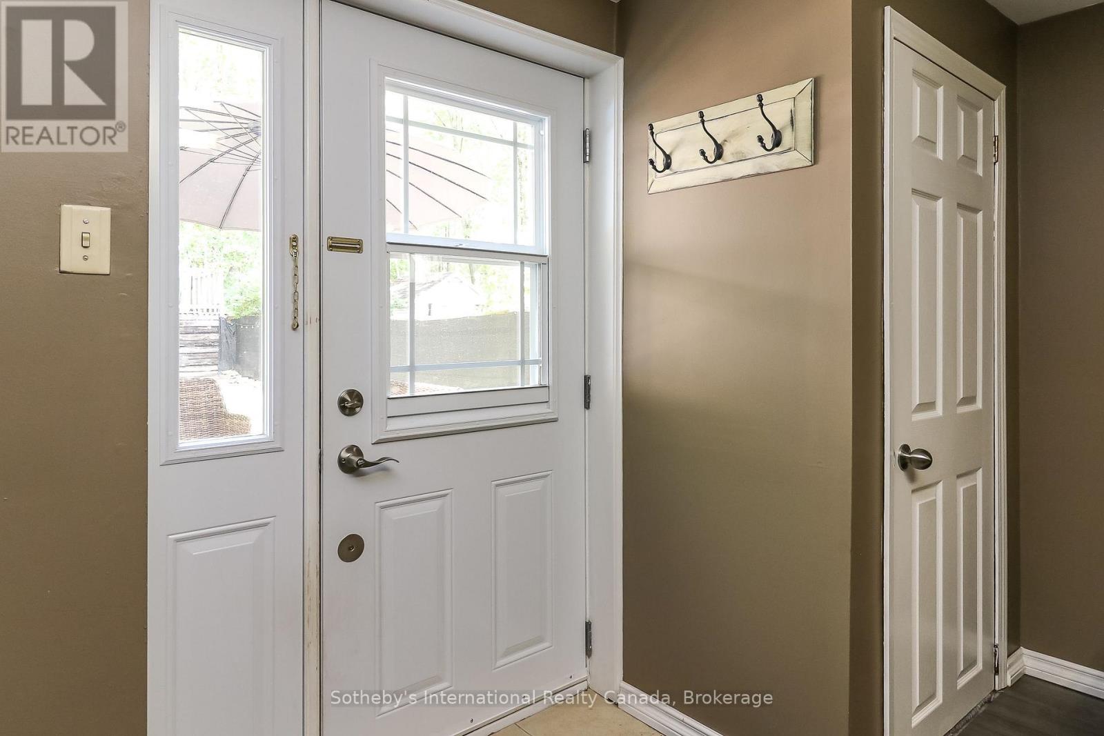 33 Parkwood Drive Property Photo 26