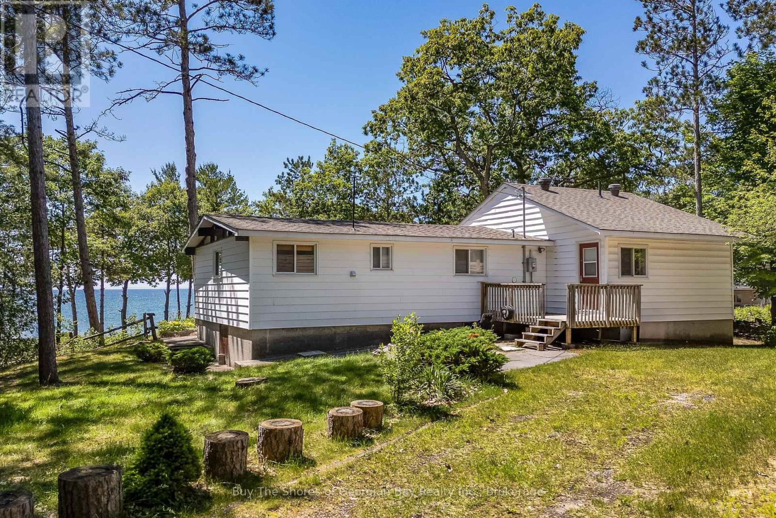 8 Nassau Court Property Photo 3
