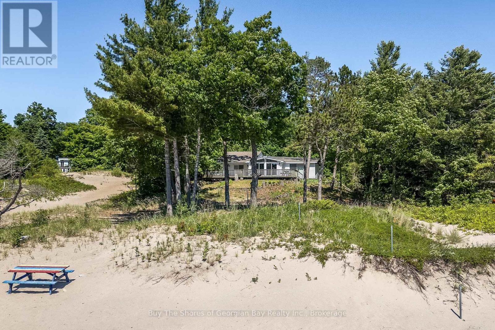 8 Nassau Court Property Photo 10