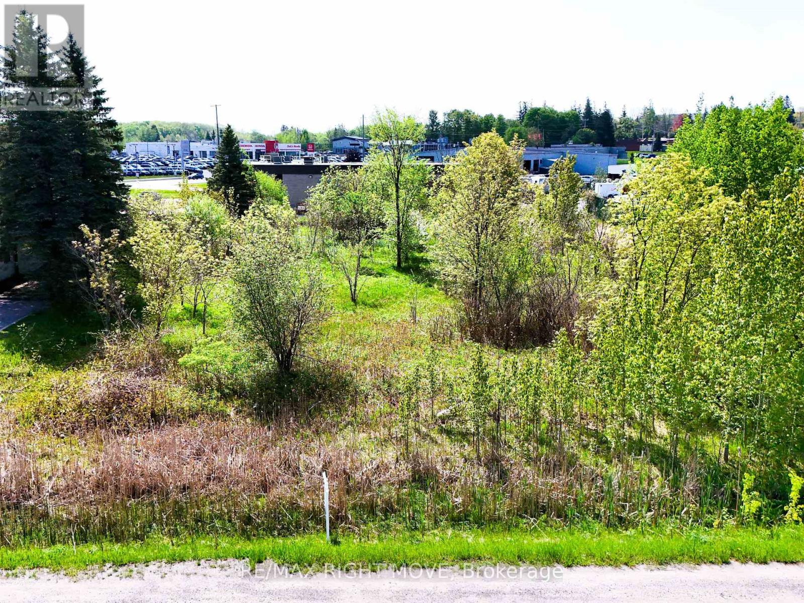 66 Progress Drive Property Photo 2