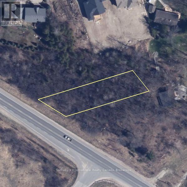9736 Beachwood Road Property Photo 3
