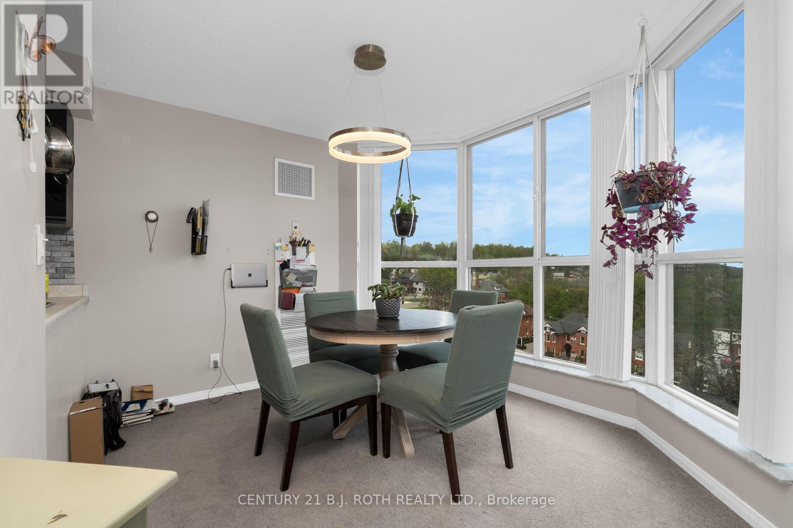 807 - 150 Dunlop Street E Property Photo 7