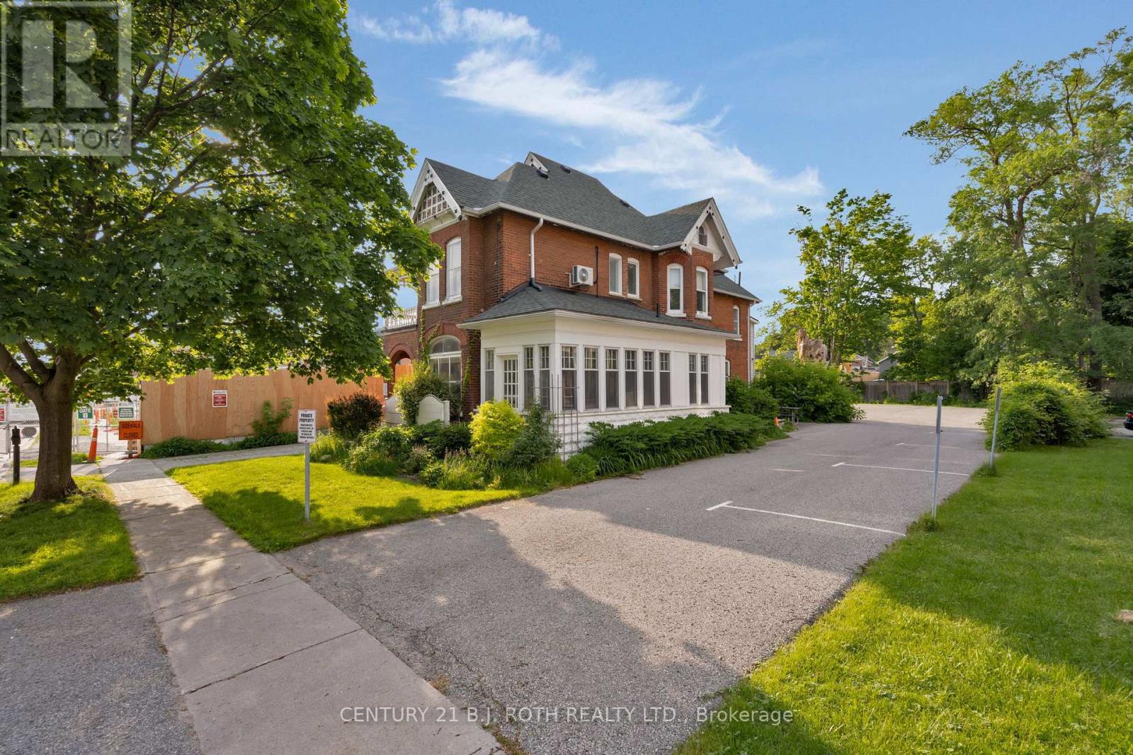 80 Worsley Street Property Photo 1