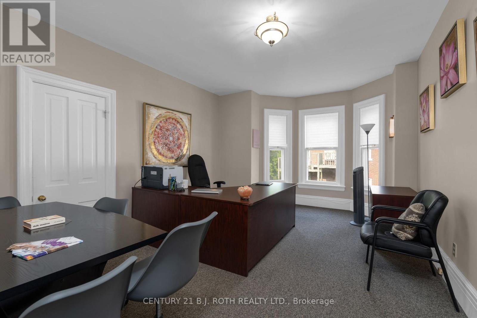 80 Worsley Street Property Photo 17
