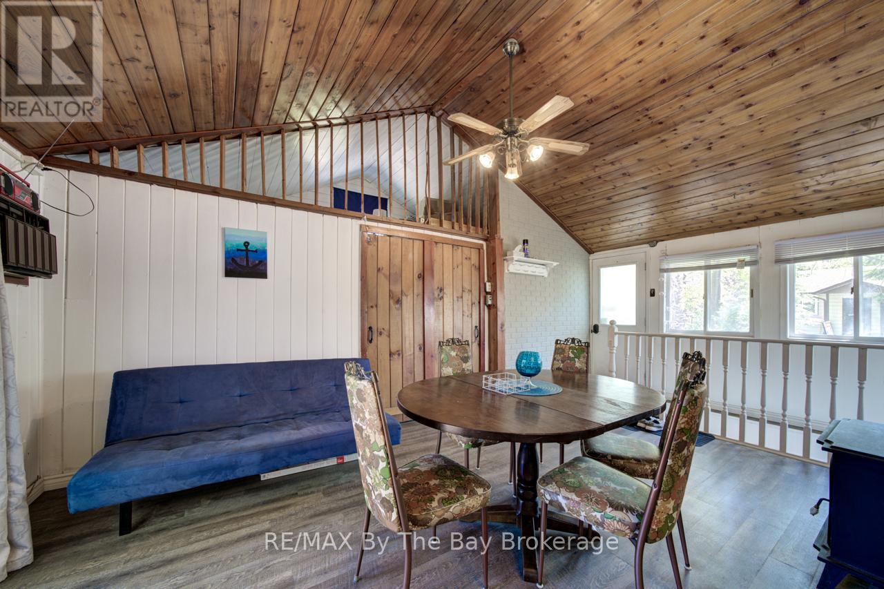 33 17th Street N Property Photo 9