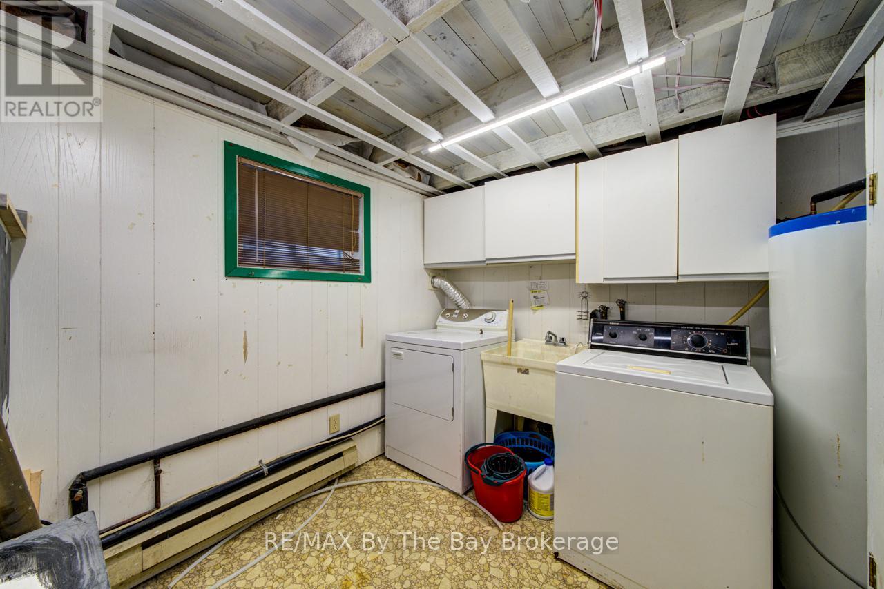 33 17th Street N Property Photo 18
