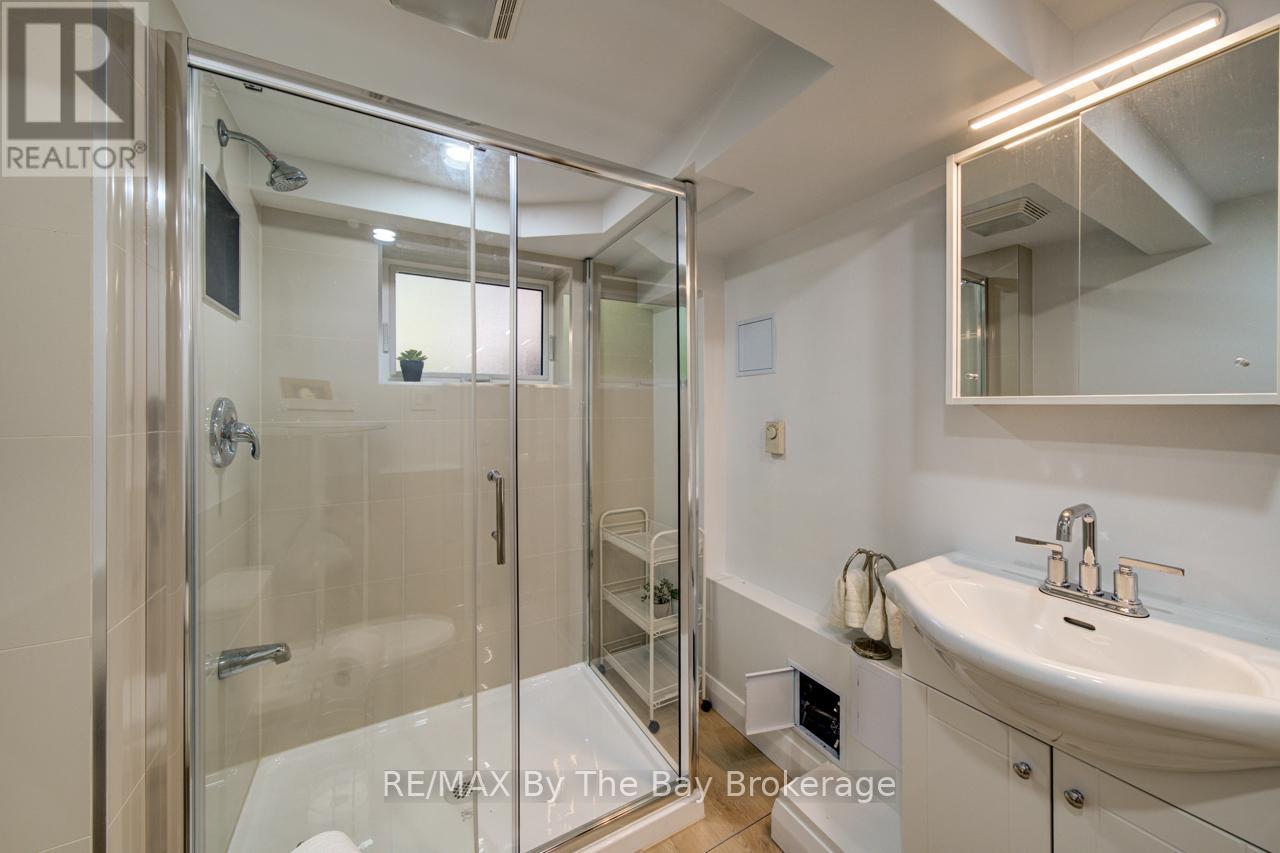 33 17th Street N Property Photo 19