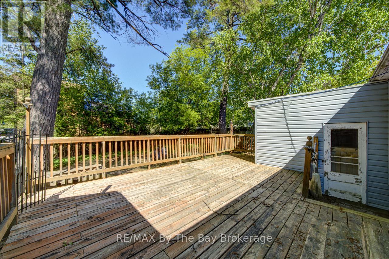 33 17th Street N Property Photo 31