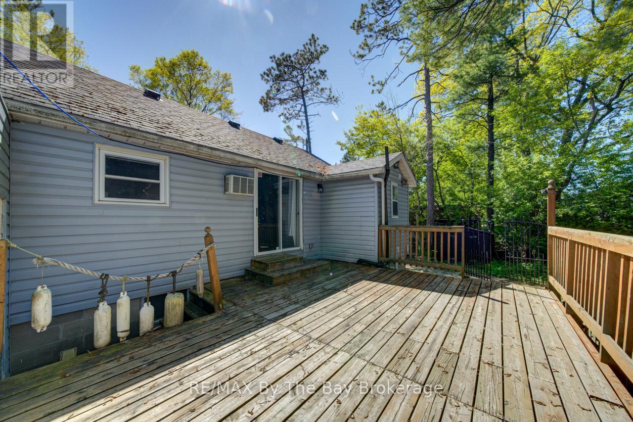 33 17th Street N Property Photo 32