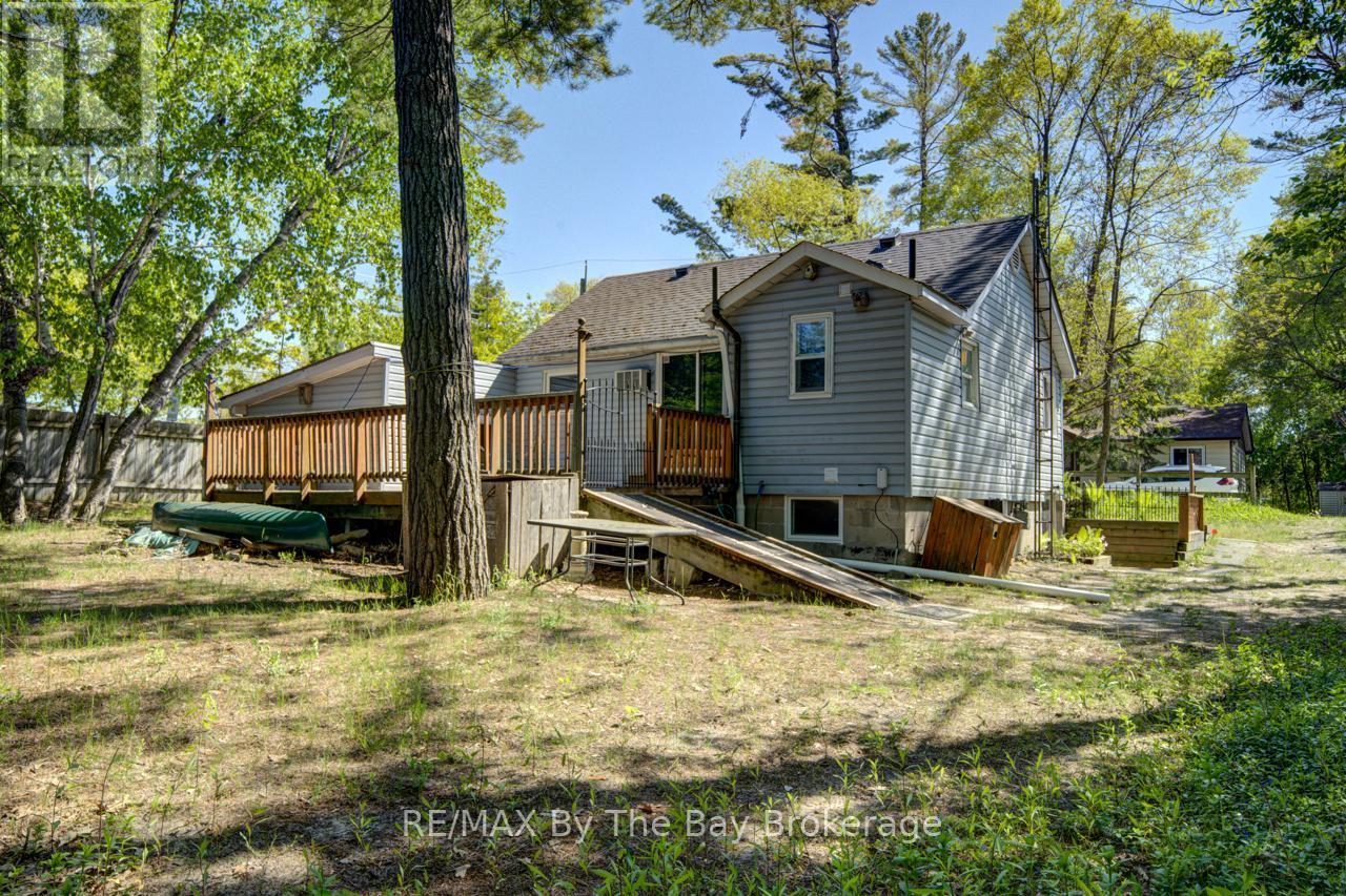 33 17th Street N Property Photo 34
