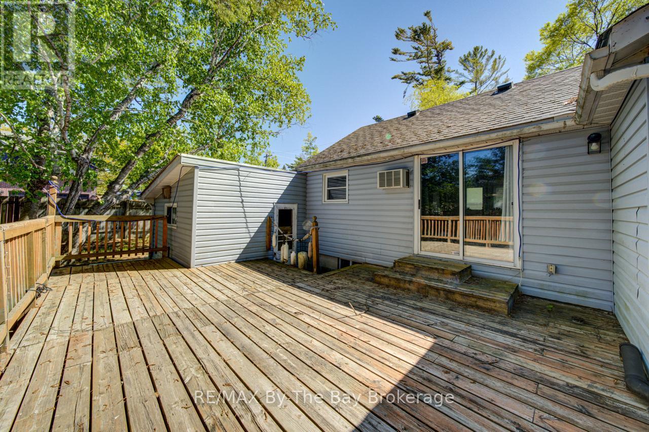 33 17th Street N Property Photo 40