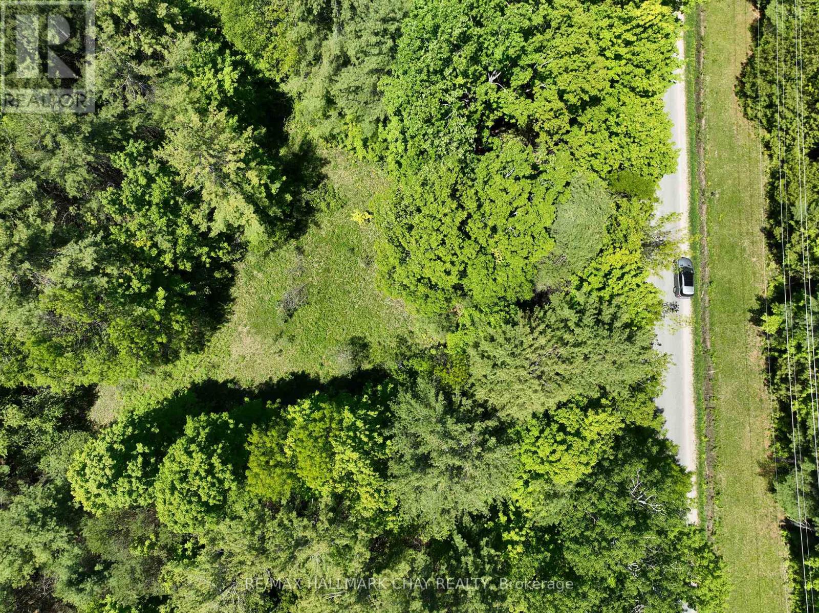 1676 Old Second Road S Property Photo 10