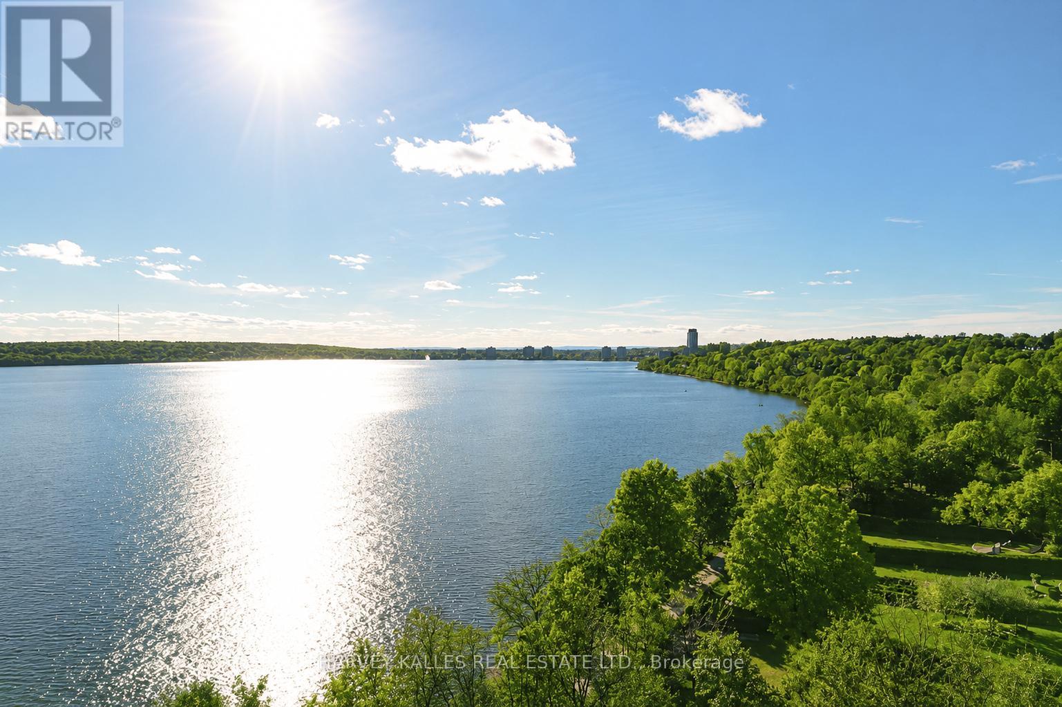 65 Shanty Bay Road Property Photo 2