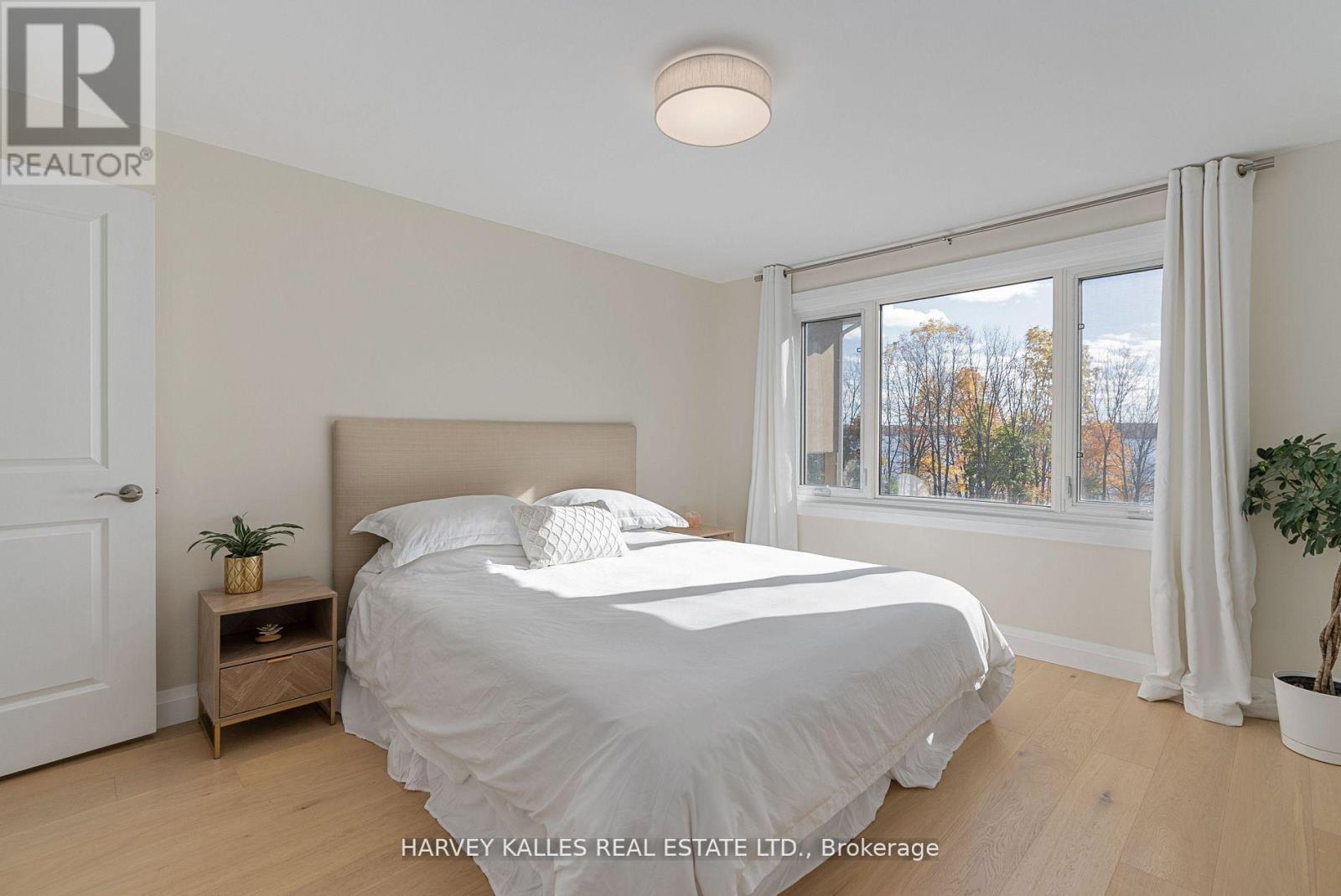 65 Shanty Bay Road Property Photo 16