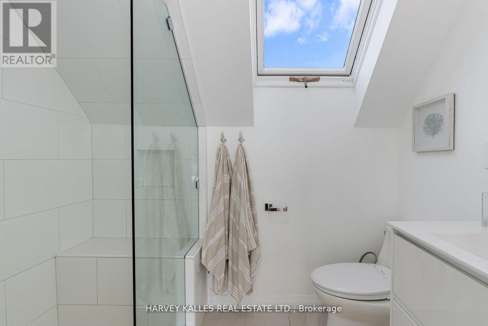 65 Shanty Bay Road Property Photo 22