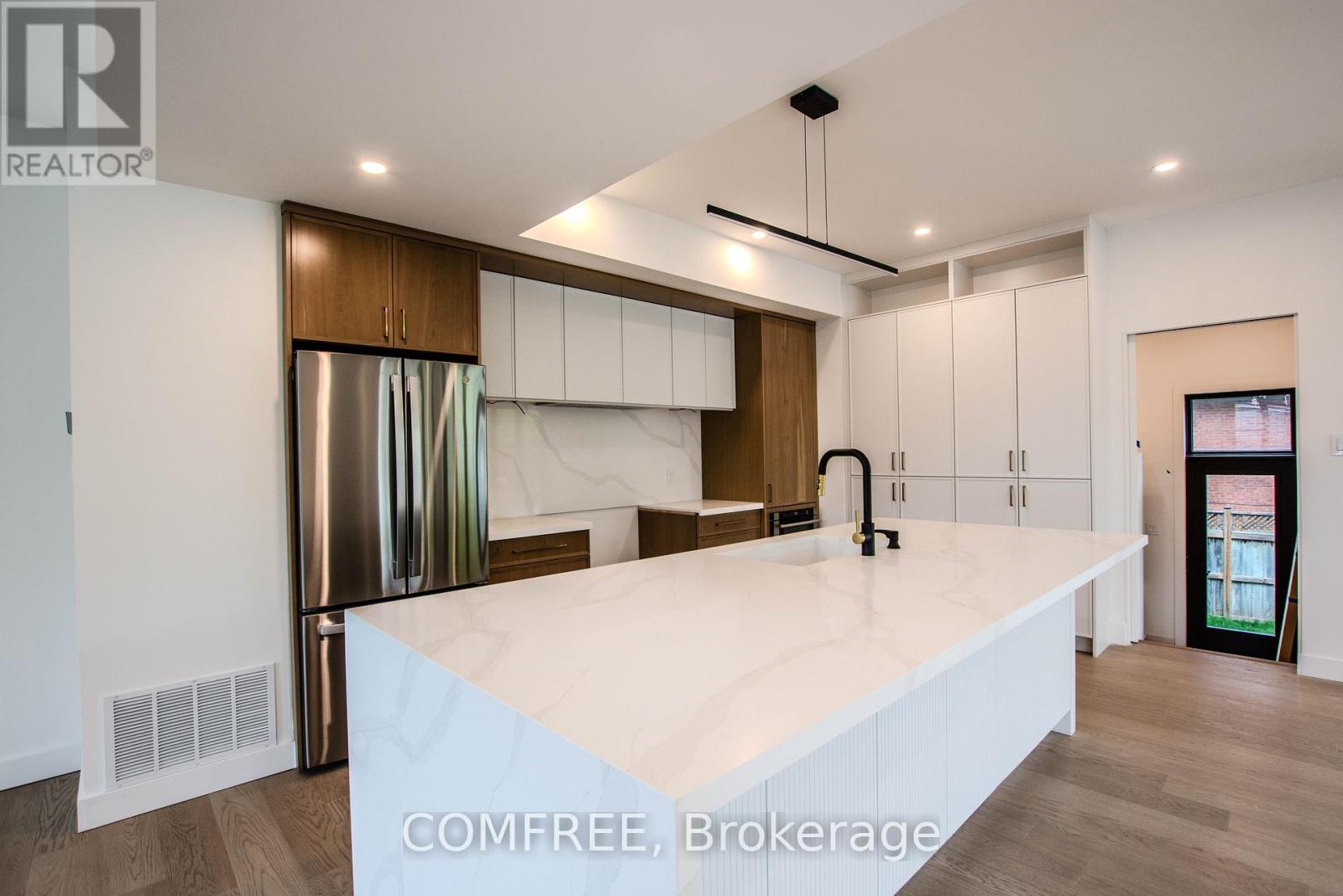169 Second Street Property Photo 8
