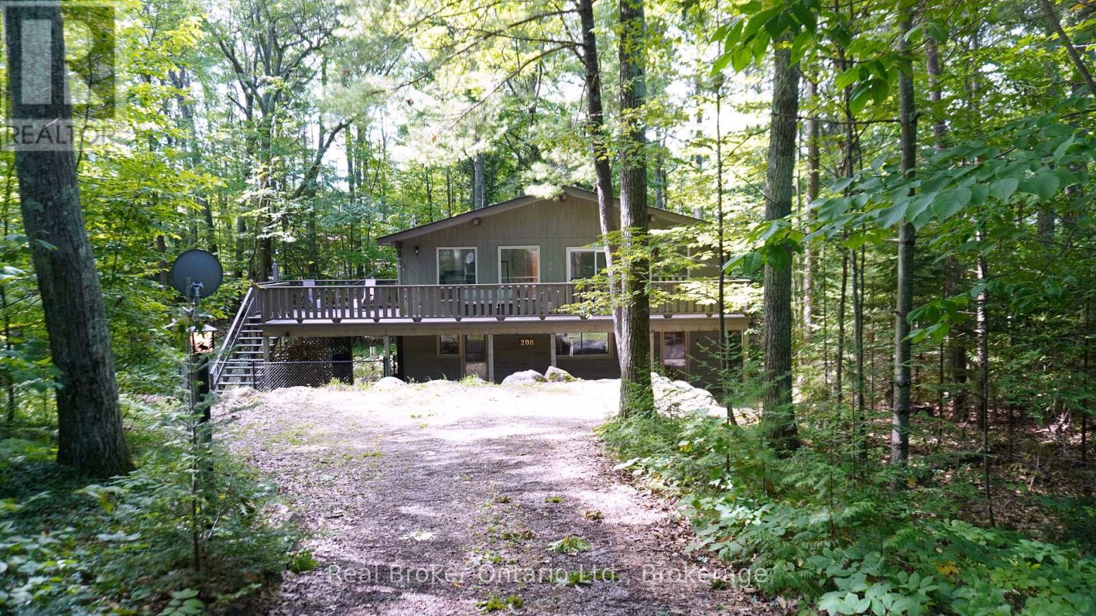 208 Desroches Trail Property Photo 1