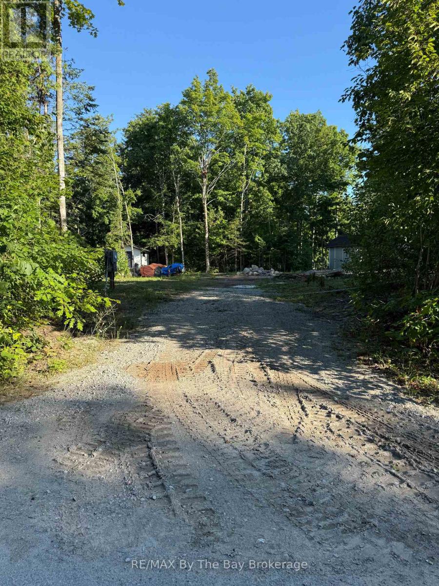 909 17 Concession Property Photo 14